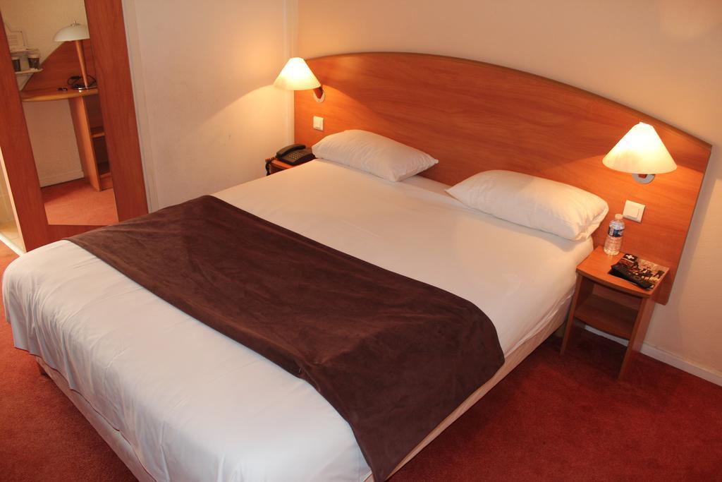 Central Hotel Créteil Værelse billede
