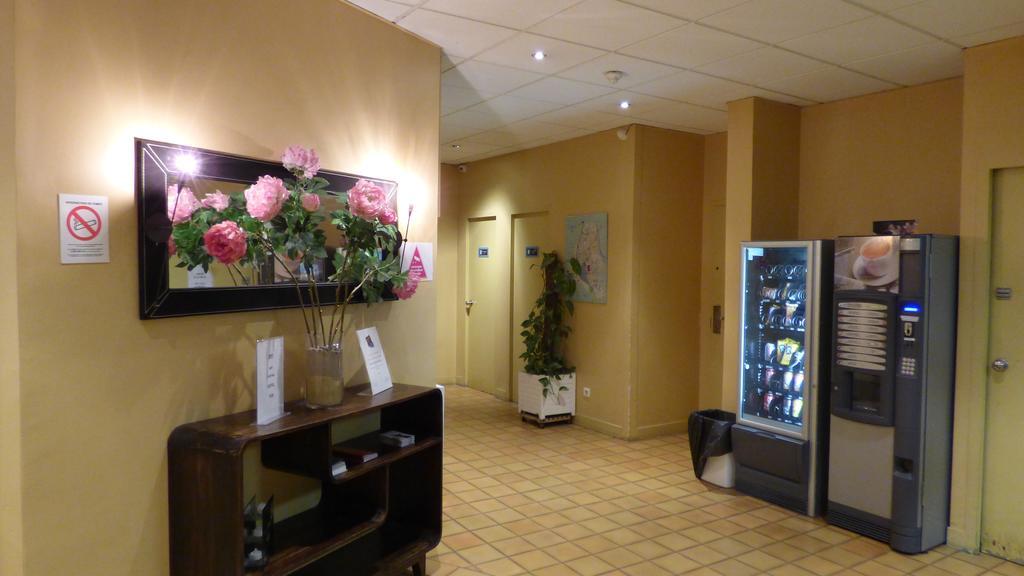 Central Hotel Créteil Eksteriør billede